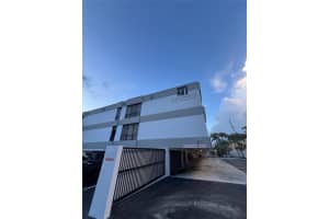 2100 NE 33rd Ave 0, Fort Lauderdale, FL 33305 - MLS#F10531716