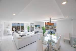 1 Las Olas Circle 1102, Fort Lauderdale, FL 33316 Sold 12/04/25