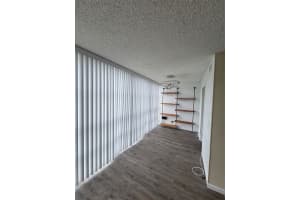 801 Three Islands Blvd 409, Hallandale Beach, FL 33009 - MLS#F10531752