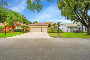 5791 NW 48th Dr, Coral Springs, FL 33067 - MLS#F10531779