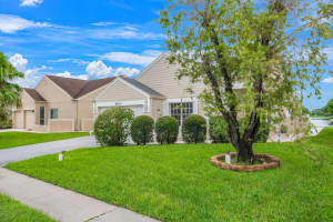 8600 Floralwood Dr, Boca Raton, FL 33433 - MLS#F10531815