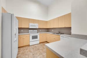 9815 Galleon Dr, West Palm Beach, FL 33411 - MLS#F10531825
