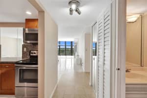 1000 Parkview Dr 905, Hallandale Beach, FL 33009 - MLS#F10531836