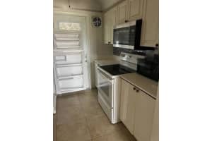 5480 NW 11th St 206, Plantation, FL 33313 - MLS#F10531842