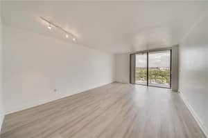 2350 NE 135th St 1212, North Miami, FL 33181 - MLS#F10531878