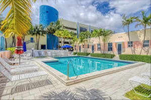 327 Connecticut St 21, Hollywood, FL 33019 - MLS#F10531898