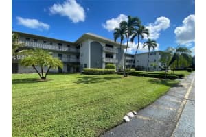 1001 Hillcrest Court 108, Hollywood, FL 33021 - MLS#F10531929
