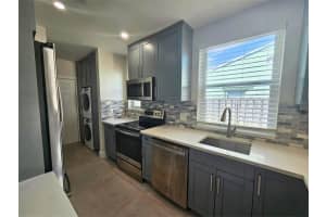 1237 NW 4th Ave, Fort Lauderdale, FL 33311 - MLS#F10531934