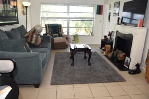 7807 Golf Circle Dr 306, Margate, FL 33063 - MLS#F10531940