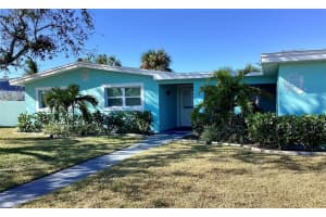 635 Barrett Dr, Merritt Island