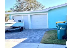 635 Barrett Dr, Merritt Island, FL 32952 - MLS#F10531965