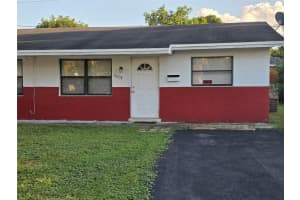 5204 NW 15th Ct, Lauderhill, FL 33313 - MLS#F10531969