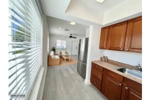 321 SW 14TH ST 1, Fort Lauderdale, FL 33315 - MLS#F10531985