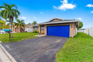 9701 NW 83rd St, Tamarac, FL 33321 - MLS#F10531996