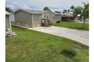 1081 6th St, Okeechobee, FL 34974 - MLS#F10532021