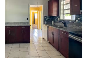 2421 63rd Avenue, Sunrise, FL 33313 - MLS#F10532032