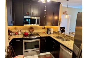 101 NE 14th Ave 101, Fort Lauderdale, FL 33301 - MLS#F10532055