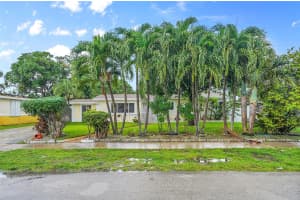 2011 NW 185th Ter, Miami Gardens, FL 33056 - MLS#F10532072