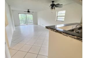 1100 87th Avenue, Coral Springs, FL 33071 - MLS#F10532078