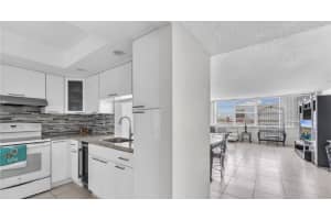 1160 N Federal Hwy 1120, Fort Lauderdale, FL 33304 - MLS#F10532112