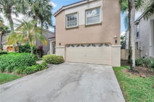 10843 NW 12th Ct, Plantation, FL 33322 - MLS#F10532139