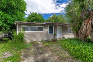 303 8th Court, Pompano Beach, FL 33060 Sold 12/22/25