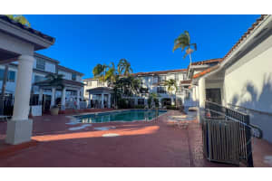 735 SW 148th Ave, Davie, FL 33325 - MLS#F10532158