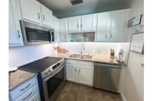 21 Vista Gardens Trail 205, Vero Beach, FL 32962 - MLS#F10532171