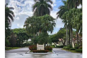 1303 Seagrape Cir, Weston, FL 33326 - MLS#F10532183