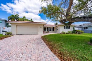 571 SE 12th St, Pompano Beach, FL 33060 - MLS#F10532201