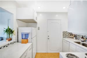 5700 22nd Way, Fort Lauderdale, FL 33308 - MLS#F10532243