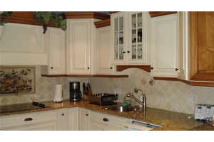 9000 Jacaranda Ln 207, Plantation, FL 33324 - MLS#F10532271