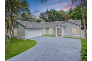 1811 Sw 124th Way, Miramar