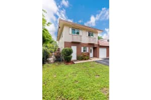 3981 NW 81st Terrace, Coral Springs, FL 33065 - MLS#F10532287