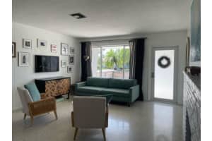 615 32nd Avenue, Hollywood, FL 33021 - MLS#F10532289