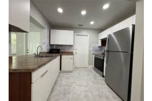 6712 Nw 60th St, Tamarac