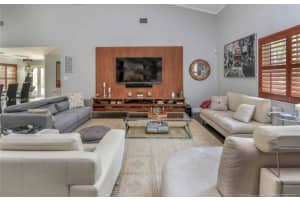 1550 Tyler St, Hollywood, FL 33020 - MLS#F10532323