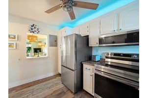311 S Hollybrook Dr 104, Pembroke Pines, FL 33025 - MLS#F10532324
