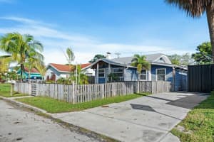 709 Omar Rd, West Palm Beach, FL 33405 - MLS#F10532341