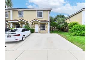 12101 SW 2ND ST, Pembroke Pines, FL 33025 - MLS#F10532363