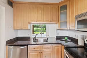 9470 Poinciana Pl 103, Davie, FL 33324 - MLS#F10532372