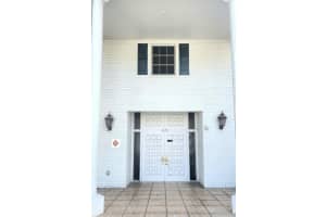 2270 NE 68th St 1903, Fort Lauderdale, FL 33308 - MLS#F10532379