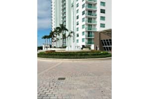 2641 N Flamingo Rd 2204n, Fort Lauderdale