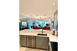 545 Oaks Lane, Pompano Beach, FL 33069 - MLS#F10532384