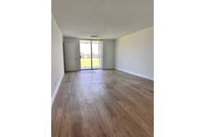 5500 NW 2nd Ave 315, Boca Raton, FL 33487 - MLS#F10532409