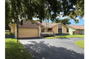 2484 Nw 88th Ter, Coral Springs