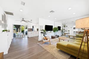 824 Golf Drive, Hollywood, FL 33021 - MLS#F10532448