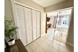 2200 19th Avenue, Wilton Manors, FL 33305 Sold 12/04/25