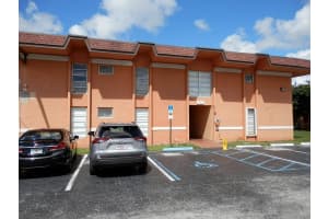 9459 SW 76th St R1, Miami, FL 33173 - MLS#F10532456