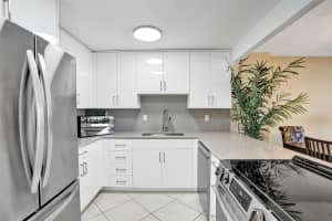 1800 N Andrews Avenue 12B, Fort Lauderdale, FL 33311 - MLS#F10532463